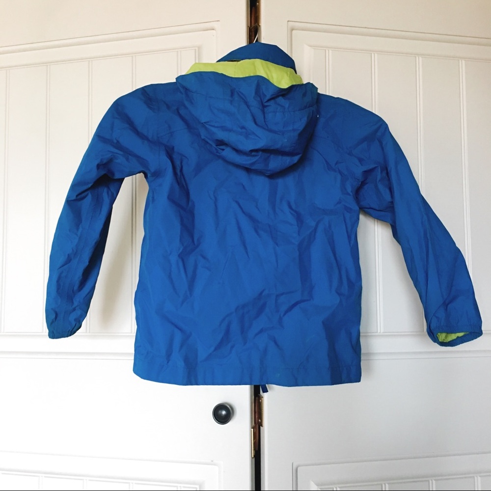 Boys North Face rain coat XS/6 blue